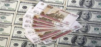 الروبل الروسي يسجل مستويين قياسيين في غضون نحو ساعة أمام الدولار واليورو