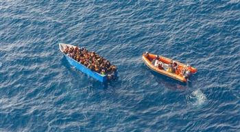 غرق قارب يقل مهاجرين غير شرعيين فى تونس وانتشال ثلاث جثث 