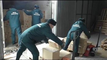 "الطوارئ الروسية": تسليم أكثر من 21 طنا من المساعدات الإنسانية إلى أوكرانيا ودونباس
