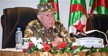 الجيش الجزائري يحذر من مؤامرات وممارسات عدائية تستهدف وحدة البلاد