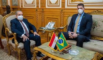 وزير الدولة للإنتاج الحربي يبحث مع نظيره البرازيلي سبل تعزيز التعاون المشترك