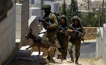 قوات الاحتلال الاسرائيلى تداهم منزل أسير محرر في قرية رمانة