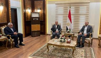 وزيرا الشباب والرياضة العراقي واليمني يصلان القاهرة للمشاركة في مجلس الجامعة العربية