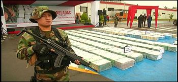 شرطة بيرو تصادر 4 أطنان من الكوكايين