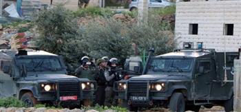 الاحتلال الاسرائيلي يغلق مداخل بيت أمر لتأمين مسيرة للمستوطنين