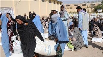 نصف الأفغان يعتمدون على مساعدات إنسانية