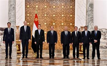 الرئيس السيسي يشهد مراسم التعاقد مع «سيمنز» لإنشاء القطار الكهربائي في مصر
