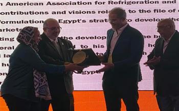 جمعية «اشري القاهرة» تكرم الدكتور كمال الدسوقي في دعم صناعة العزل الحراري
