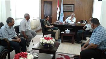 رئيس مدينة مرسى علم يستقبل لجنة من التنظيم والإدارة بالبحر الأحمر 