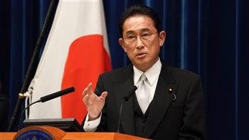 استطلاعات رأي: تزايد شعبية رئيس الوزراء الياباني لتعهده بزيادة الإنفاق العسكري