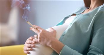 تزيد احتمالات الوفاة.. مخاطر التدخين على صحة المرأة الحامل والجنين