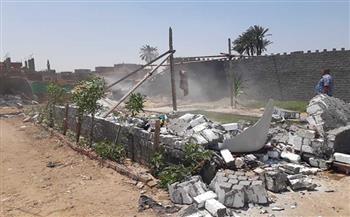 محافظة الجيزة: إزالة 20 حالة تعد على الأراضي أملاك الدولة والزراعية ومخالفات بناء بالعياط والقناطر