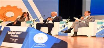 جلسة بمؤتمر «مصر تستطيع بالصناعة» تبحث استراتيجية توطين السيارات
