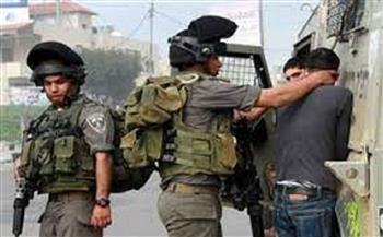 الاحتلال الإسرائيلي يعتقل شابا من جنين على حاجز عسكري 