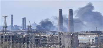 مصدر عسكري: احتمال وجود أكثر من 200 مدني تحت أبنية "آزوفستال"