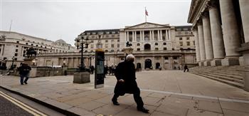 بنك إنجلترا المركزي يرفع سعر الفائدة إلى أعلى مستوى في 13 عاما