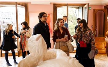 فن أبوظبي يفتتح معرض «آفاق: الفنانون الناشئون 2021» في إيطاليا