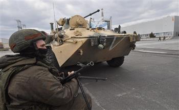 ضابط أوكراني يسلم القوات الروسية مئات القنابل والرشاشات