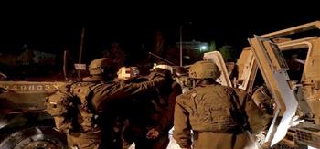 استشهاد شاب فلسطيني .. ومئات الجنود الإسرائيليين يقتحمون بلدة "يعبد" في جنين