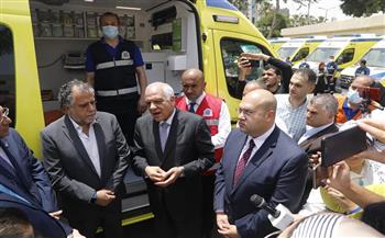 محافظ الجيزة: تسليم 23 سيارة إسعاف جديدة ضمن مبادرة «حياة كريمة»