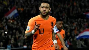 «ديباي» يقود هجوم هولندا أمام بولندا في دوري الأمم الأوروبية