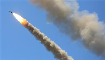 إصابة 22 شخصا في هجوم صاروخي على تشورتكوف الأوكرانية