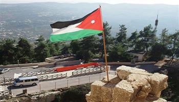 رئيس الوزراء الأردني يبحث مع الحلبوسي تعزيز التعاون الأمني والاقتصادي المشترك