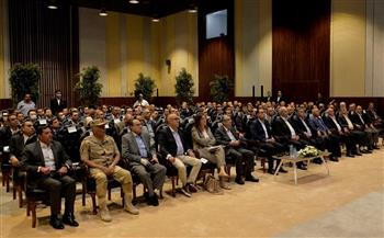 رئيس الوزراء يلتقي مستثمري المنطقة الاقتصادية بشرق بورسعيد