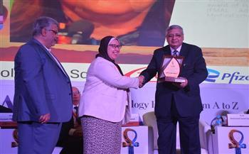 مؤتمر الجمعية المصرية لأمراض الدم يكشف تفاصيل أحدث جهاز طبي لزرع النخاع