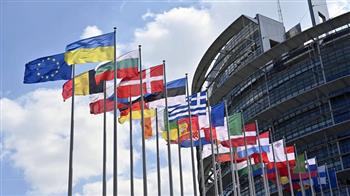 "بلومبرج": المفوضية الأوروبية تميل إلى إصدار توصيات بمنح أوكرانيا ومولدوفا صفة المرشح