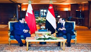 الرئيس وملك البحرين يتفقان على تطوير منظومة العمل العربي المشترك