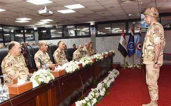 وزير الدفاع يشهد المرحلة الرئيسية لمشروع مراكز القيادة الاستراتيجي (عمرو 7)
