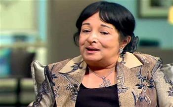 تعرض تلفزيونيًا.. سميرة عبدالعزيز تعلن موعد بدء تصوير مسرحية «نجوم الظهر»