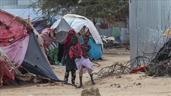 ذا جارديان: تحذير أممي من انزلاق الصومال نحو مجاعة كارثية 