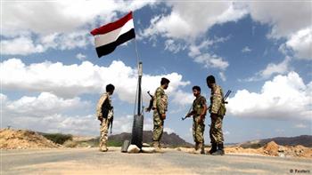 مقتل 10 جنود يمنيين في عمليتين إرهابيتين لتنظيم القاعدة