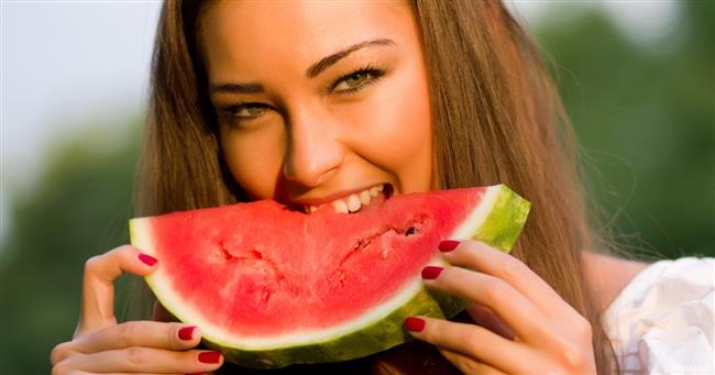 خضروات وفواكه تعوض قلة شرب الماء في الصيف!