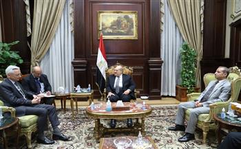 رئيس مجلس الشيوخ يستقبل السفير الفرنسي بالقاهرة