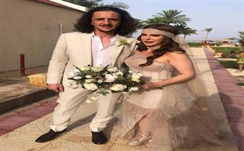 دنيا عبد العزيز في أول ظهور مع زوجها من شهر العسل بنويبع (صور)