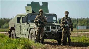 بولندا والتشيك تناقشان سبل تطوير القوات المسلحة والمشتريات العسكرية