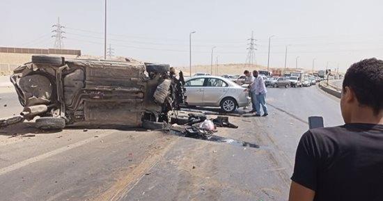 مصرع وإصابة 3 أشخاص في انقلاب سيارة بوسط سيناء