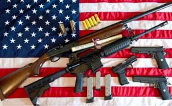 استطلاع: غالبية الأمريكيين يؤيدون تولي حكومات الولايات تحديد صلاحية حيازة السلاح للأفراد