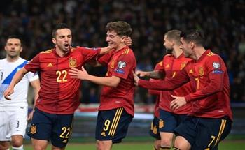 تعادل إسبانيا والتشيك في الشوط الأول بدوري الأمم الأوروبية