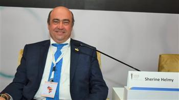 رئيس «فاركو» يشارك هارفي ألتر الحائز على نوبل في جلسة نقاشية حول أمراض فيروس سي