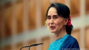 ميانمار: محكمة تقدم أدلة جديدة لاستئناف محاكمة 5 متهمين بينهم الزعيمة المخلوعة