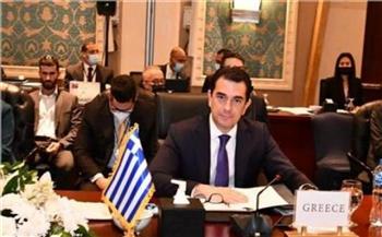 وزير يوناني سابق يدعو أثينا إلى رفع العقوبات المفروضة على موسكو