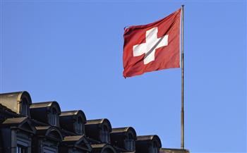 سويسرا تجمد أصولا روسية بأكثر من 6.8 مليار دولار