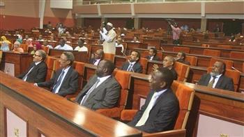 البرلمان الموريتاني يصادق على مذكرة تفاهم لإنجاز طريق يربط موريتانيا بالجزائر