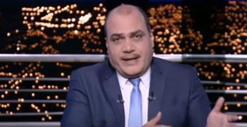 محمد الباز: «هاني توفيق بيطلع يهبد في البرامج»