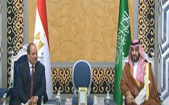 الرئيس السيسي يصل السعودية للمشاركة في قمة جدة