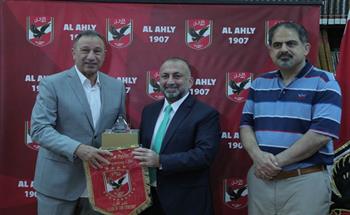محمود الخطيب يستقبل رئيس نادي الوحدات الأردني بمقر الجزيرة
